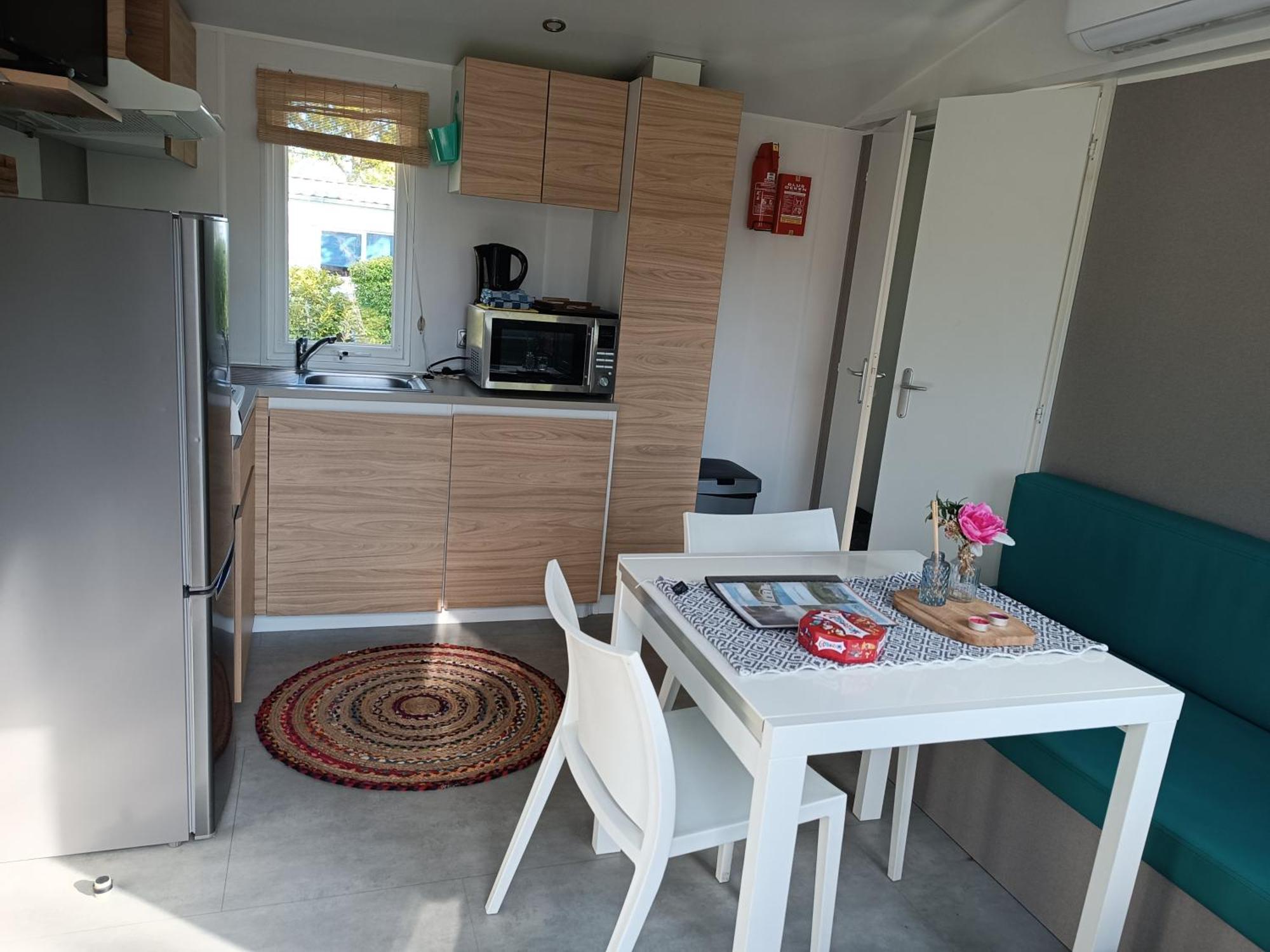 Bj Chalets - Robbengat 85 - Gezellige Chalet Op Vakantiepark Lauwersoog! Vroege Incheck! Met Airco! Экстерьер фото