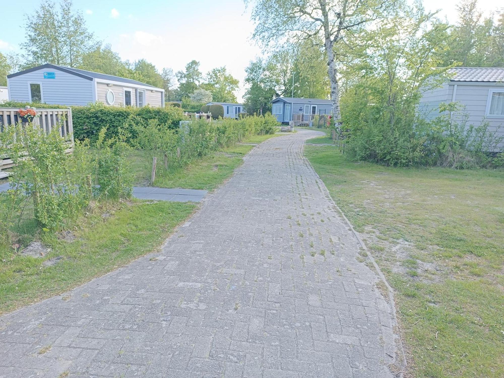 Bj Chalets - Robbengat 85 - Gezellige Chalet Op Vakantiepark Lauwersoog! Vroege Incheck! Met Airco! Экстерьер фото